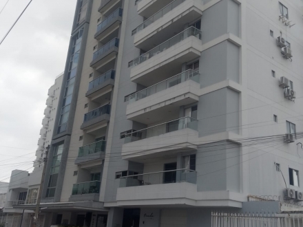 VENTA APARTAMENTO PISO 4 EN SANTA MONICA EDIFICIO PRADA